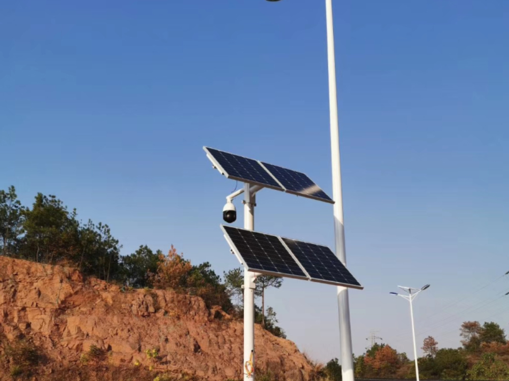 太陽能(néng)供電(diàn)系統：為(wèi)智能(néng)車(chē)牌識别系統提供動力