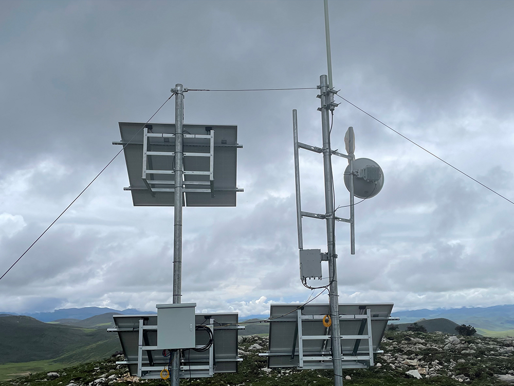 太陽能(néng)供電(diàn)系統在環境監測方面的(de)解決方案