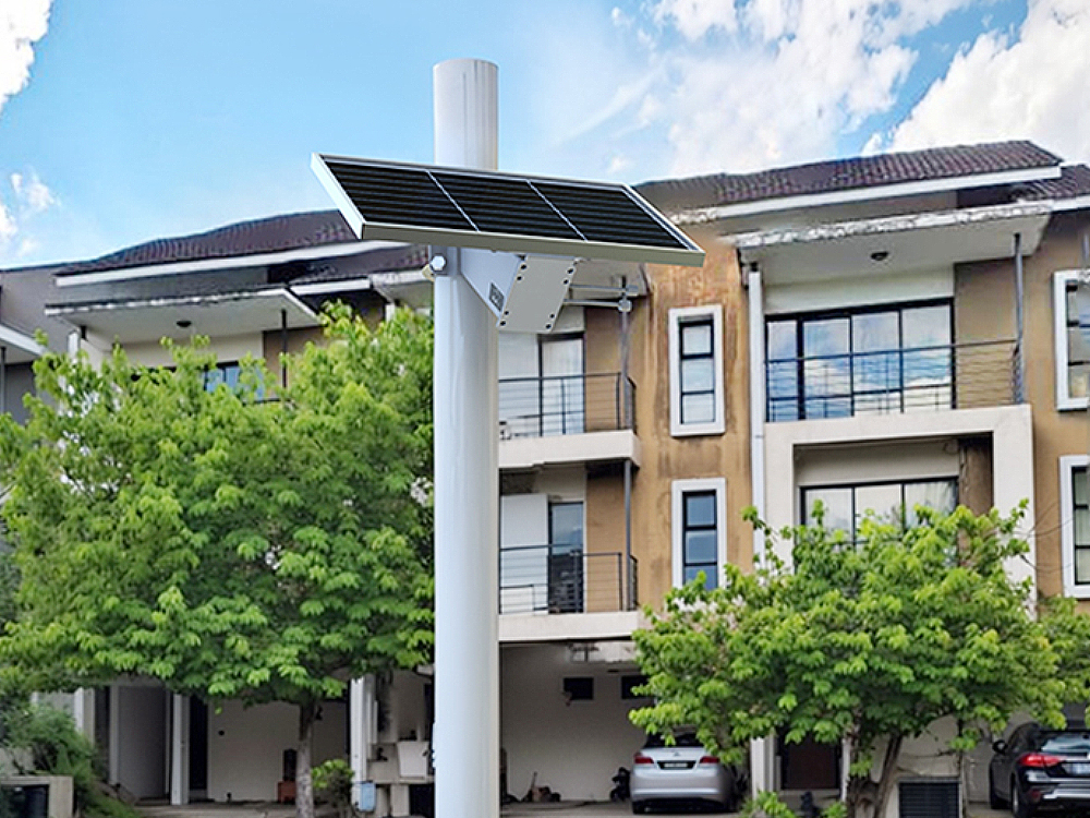 太陽能(néng)供電(diàn)系統在道(dào)路(lù)監控的(de)解決方案