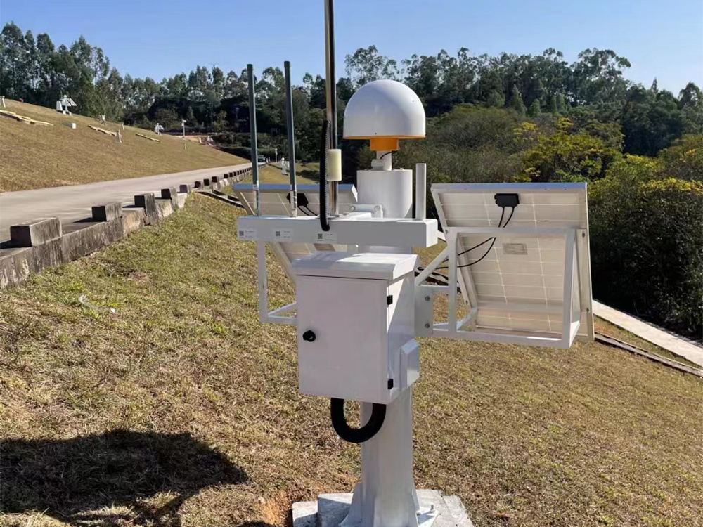 太陽能(néng)供電(diàn)系統對(duì)地(dì)質災害的(de)優化(huà)分(fēn)析