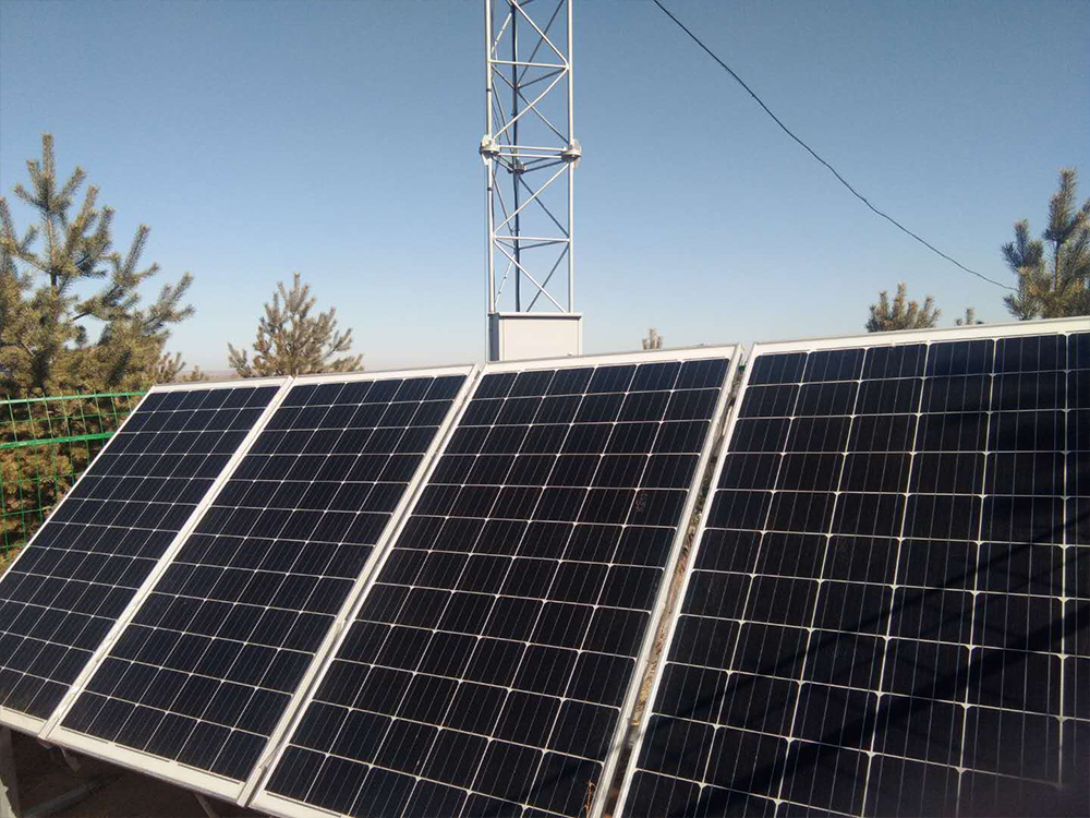 太陽能(néng)供電(diàn)系統在內(nèi)蒙古森(sēn)林(lín)防火(huǒ)中的(de)應用(yòng)