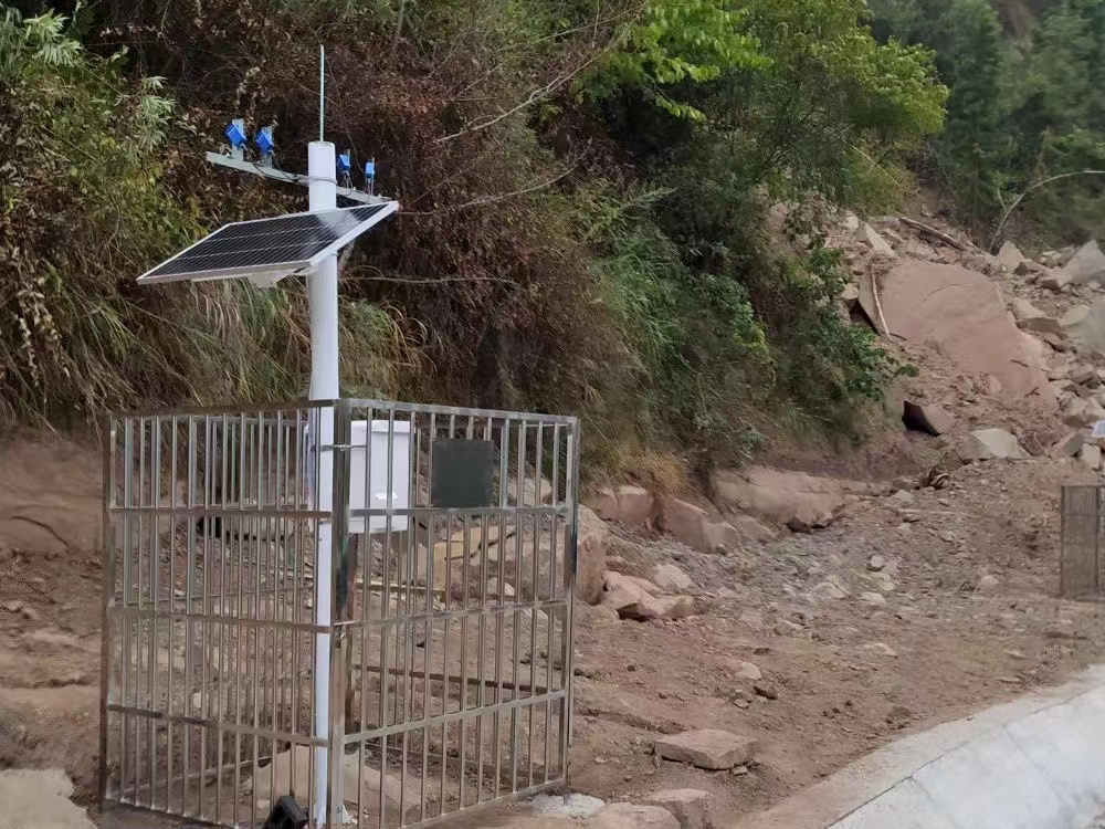 太陽能(néng)供電(diàn)系統在四川水(shuǐ)文(wén)水(shuǐ)利中的(de)重要(yào)作(zuò)用(yòng)