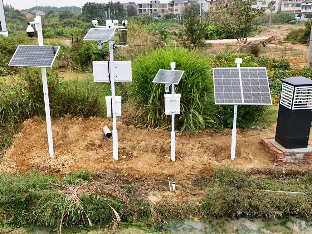 太陽能(néng)供電(diàn)系統助力江西(xī)環境監測系統