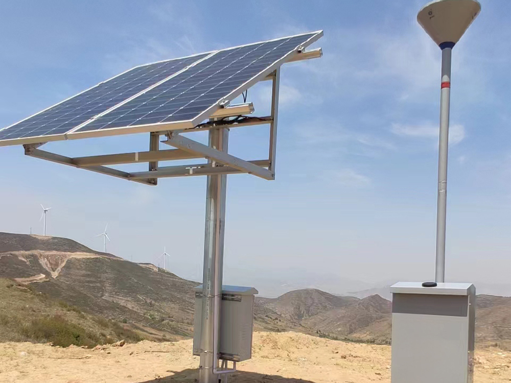 太陽能(néng)監測供電(diàn)：偏遠(yuǎn)地(dì)區(qū)地(dì)質災害預警的(de)綠(lǜ)色新篇章(zhāng)