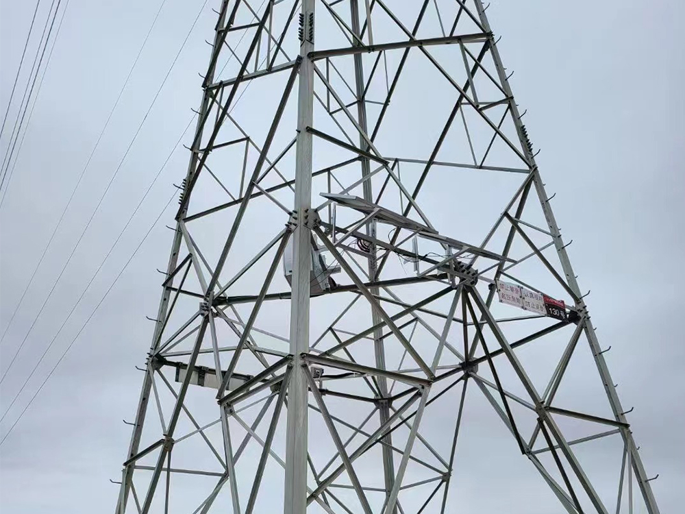 通(tōng)訊基站(zhàn)太陽能(néng)供電(diàn)系統：綠(lǜ)色能(néng)源，穩定通(tōng)信的(de)堅實後盾