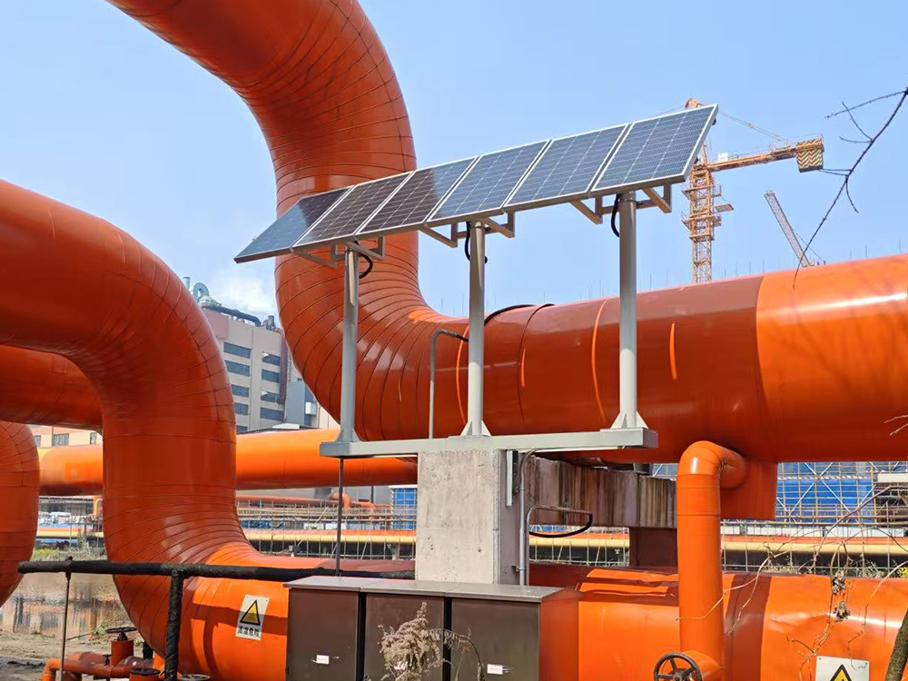 太陽能(néng)供電(diàn)系統：輸油管道(dào)監測儀的(de)綠(lǜ)色守護神