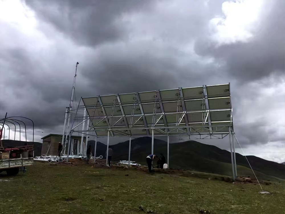 太陽能(néng)供電(diàn)系統：礦山(shān)通(tōng)風(fēng)設備的(de)綠(lǜ)色動力之源