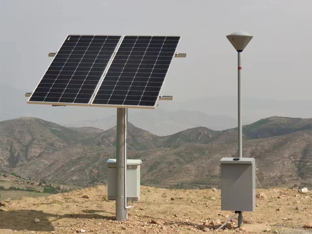 太陽能(néng)供電(diàn)系統：為(wèi)雷電(diàn)定位儀插上(shàng)綠(lǜ)色翅膀