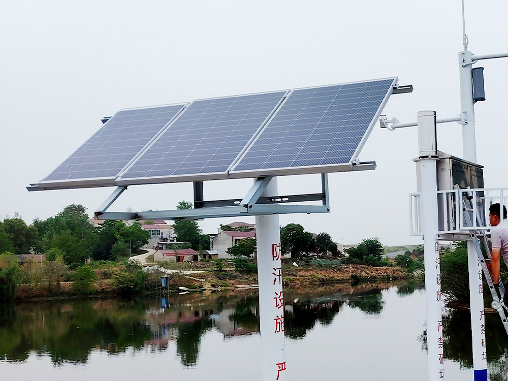 太陽能(néng)供電(diàn)系統：為(wèi)水(shuǐ)利水(shuǐ)文(wén)泥沙含量監測儀注入“綠(lǜ)色動能(néng)”，守護江河(hé)生(shēng)态命脈