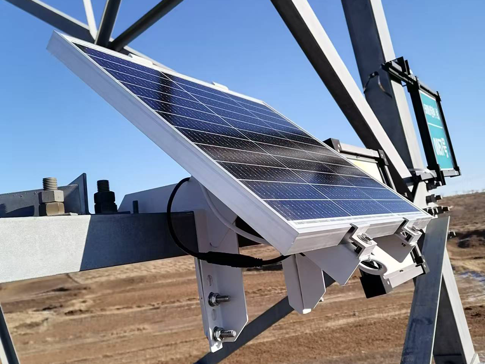 光(guāng)能(néng)智盾：太陽能(néng)供電(diàn)系統重塑高(gāo)壓電(diàn)鐵(tiě)塔安全監控新範式